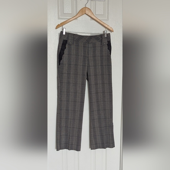 Ninety Women's (Size 8) Plaid/Houndstooth Flared Pants w/ Black Lace Accents - Picture 9 of 16